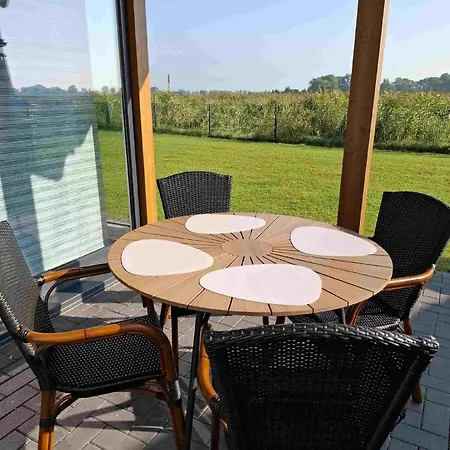 G7 Haus Mit Blick Ins Landschaftsschutzgebiet Dom wakacyjny Grosswurden